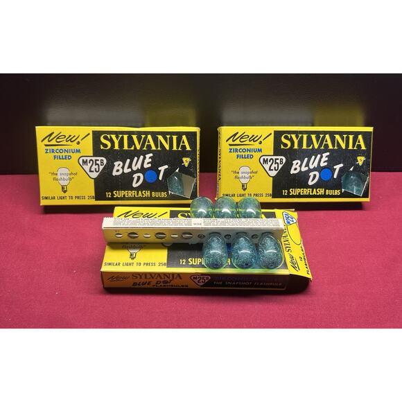 Vintage Camera Flashbulbs Lot Of 3‎ Sylvania M25B The One Box Only Has 6 Bulbs - Picture 1 of 2